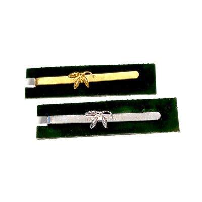 Kravatová spona č.10ZL, šišky